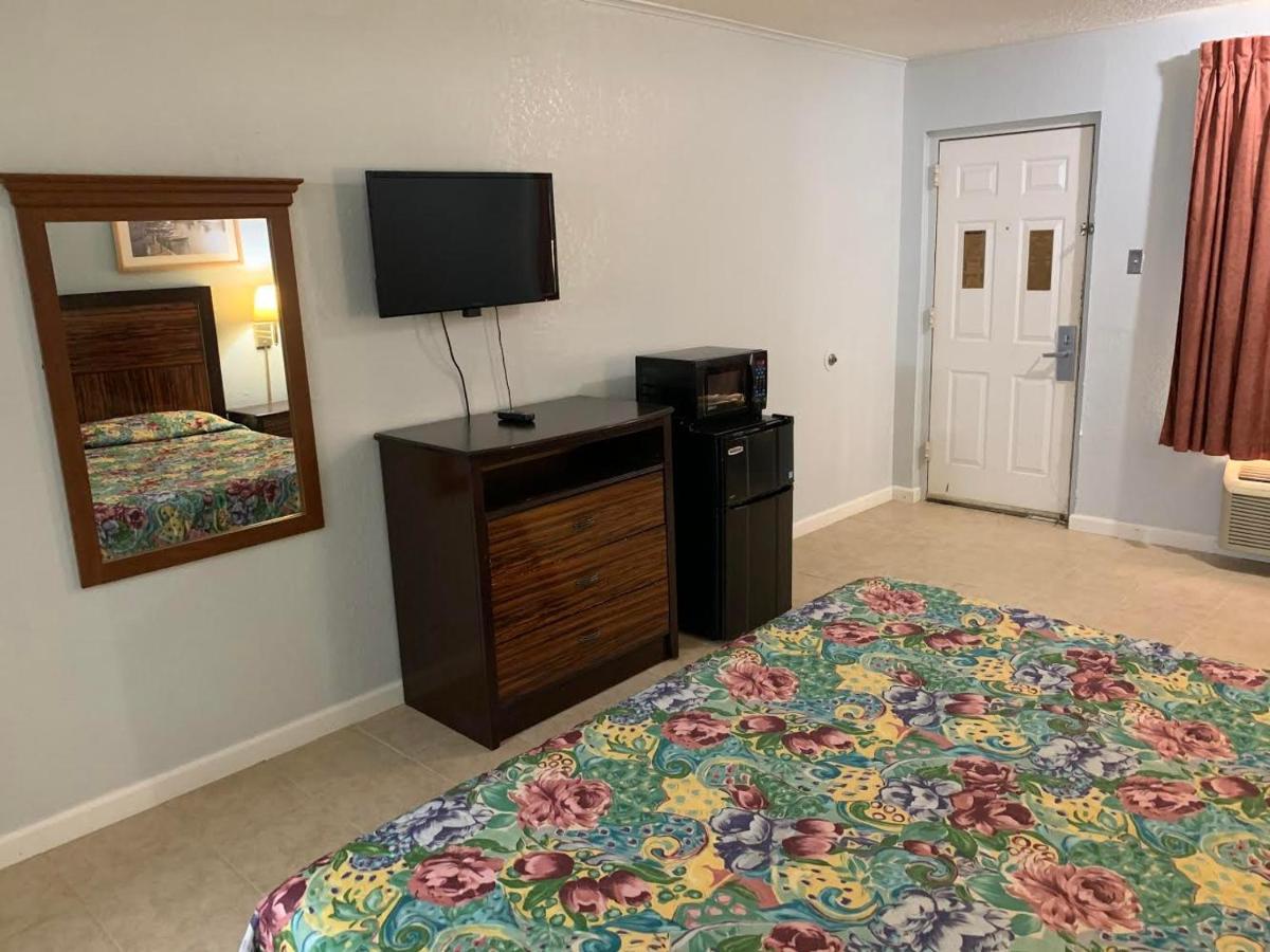 Executive Inn Mercedes Weslaco Экстерьер фото