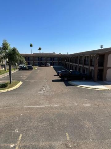 Executive Inn Mercedes Weslaco Экстерьер фото